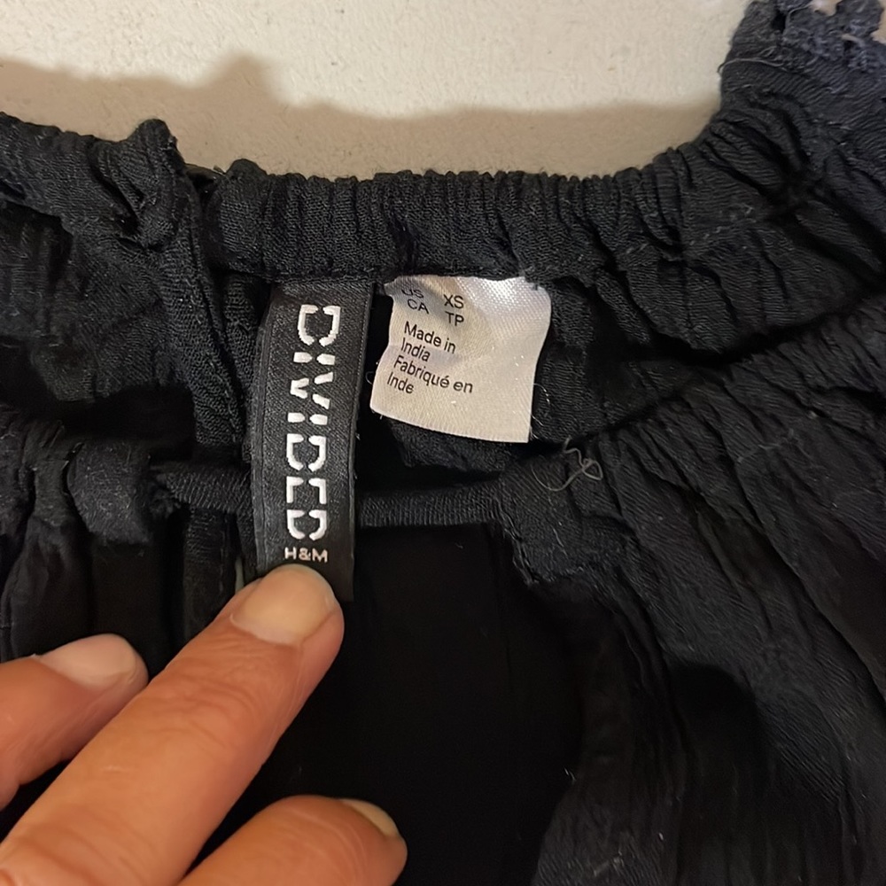 Assorted XS Tops (5) - Picture 6 of 11